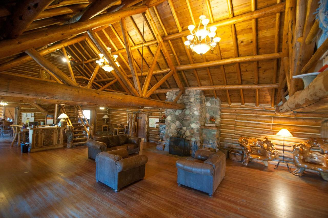 Snowy Mountain Lodge Centennial Eksteriør billede