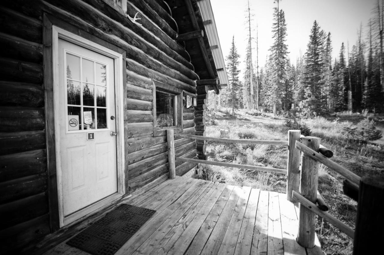 Snowy Mountain Lodge Centennial Eksteriør billede